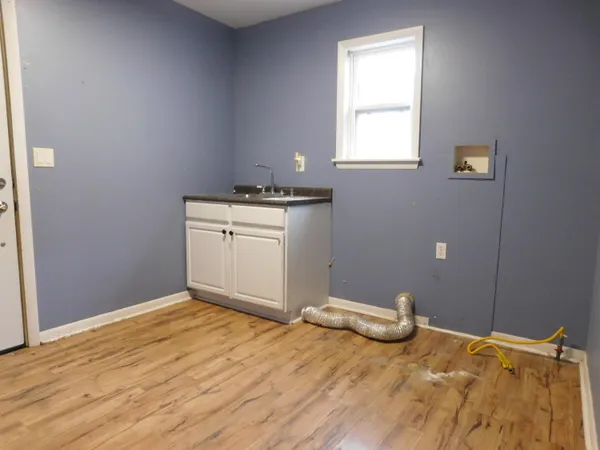 $160,000 | 106 South Marshall Avenue, Marshall, MI 49068