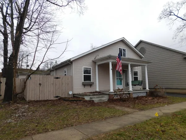 $160,000 | 106 South Marshall Avenue, Marshall, MI 49068