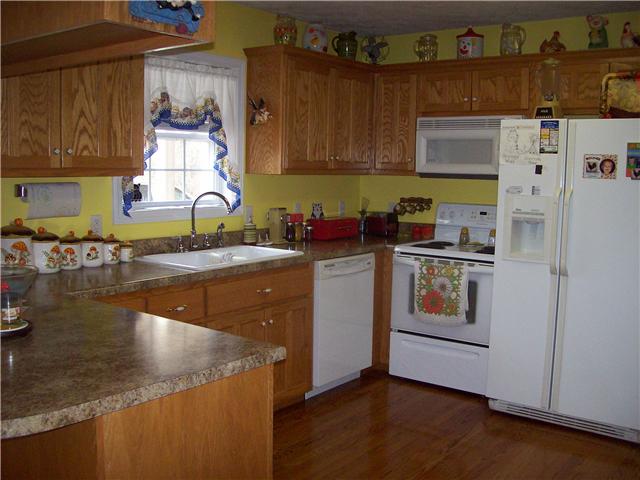 2889 She Boss Road Duck River, TN 38454 - Photo 4 of 20 Gallery Image 4