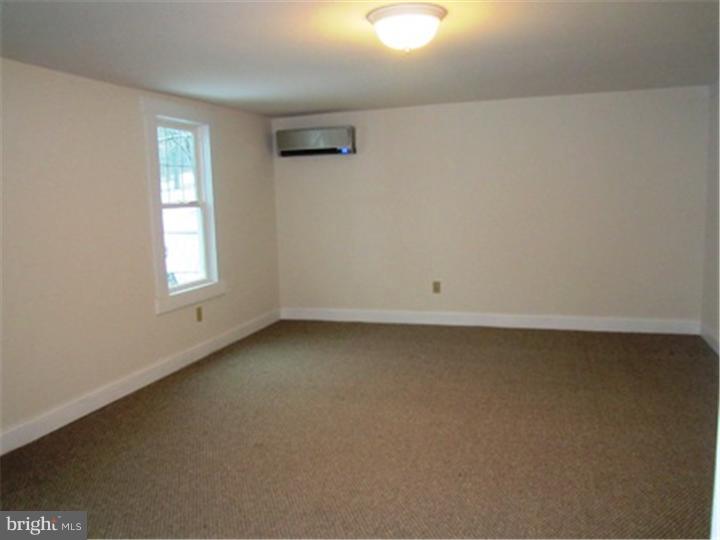 700 Church Road Reading, PA 19607 - Photo 18 of 24 Family Room