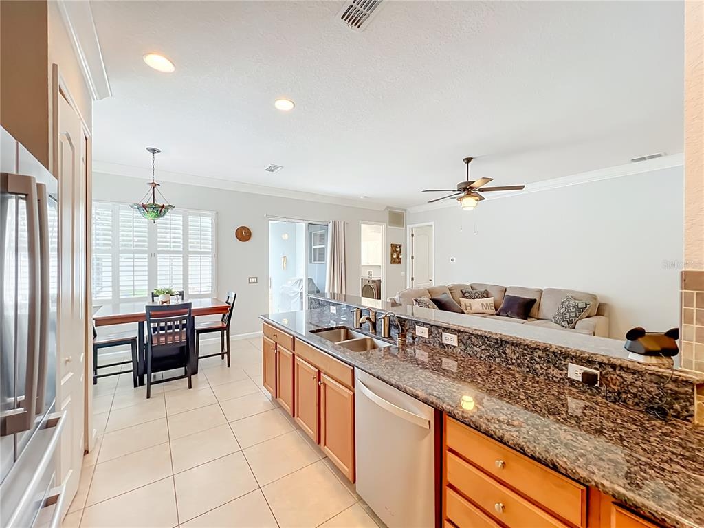 6558 Helmsley Circle Windermere, FL 34786 - Photo 3 of 55