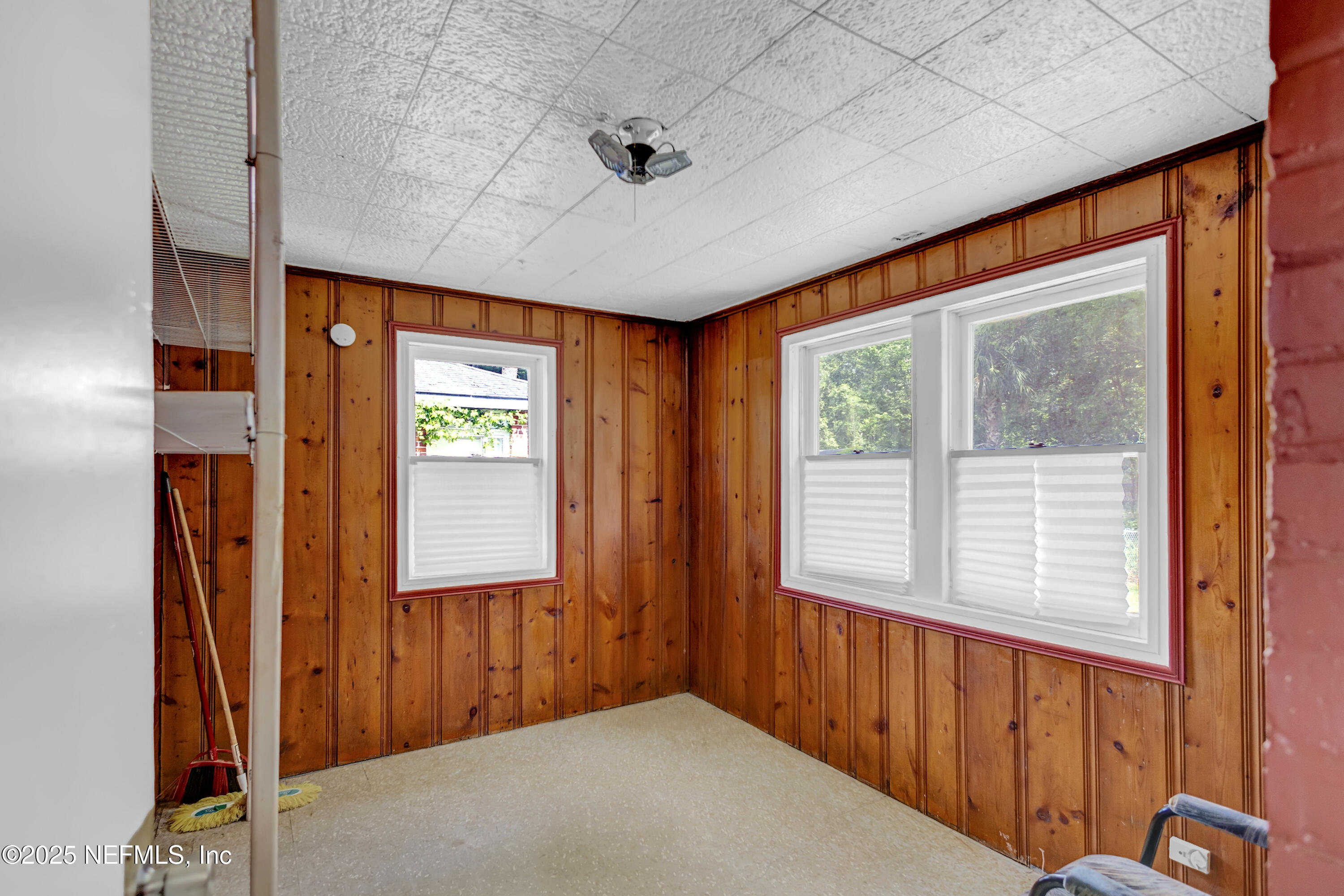 4610 Timuquana Road Jacksonville, FL 32210 - Photo 6 of 22 Laundry Rm