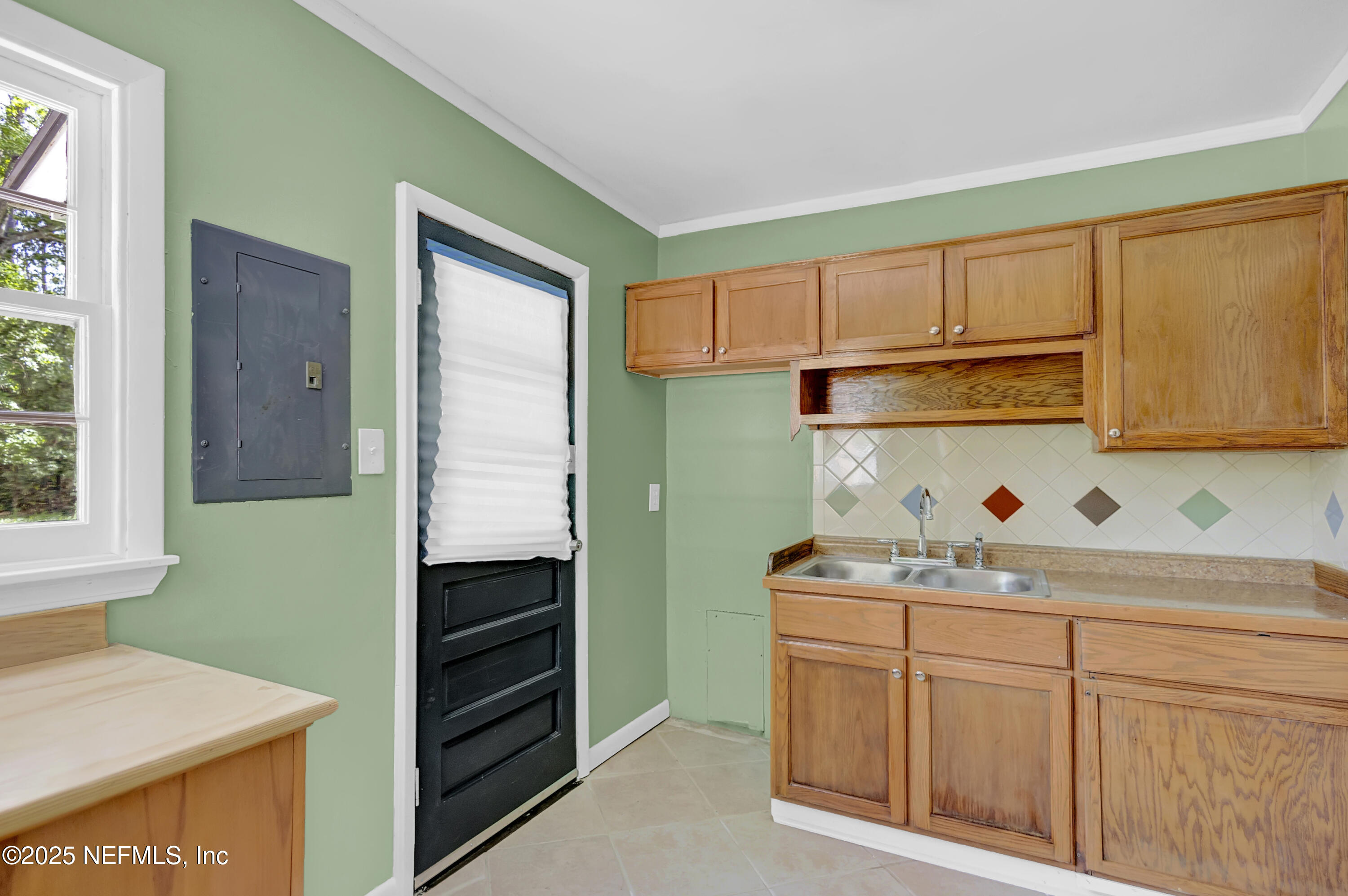 4610 Timuquana Road Jacksonville, FL 32210 - Photo 8 of 22 Kitchen