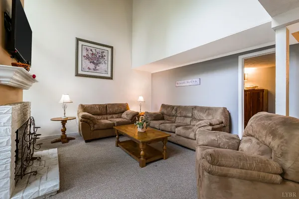 $339,000 | 3076 Kidd Court, Unit 14, McGaheysville, VA 22840