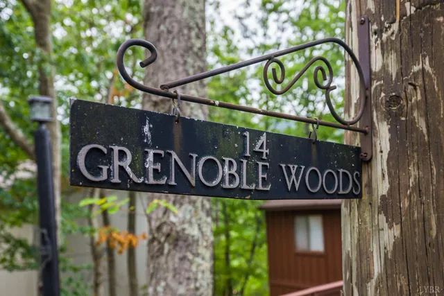 a street sign that is on a pole