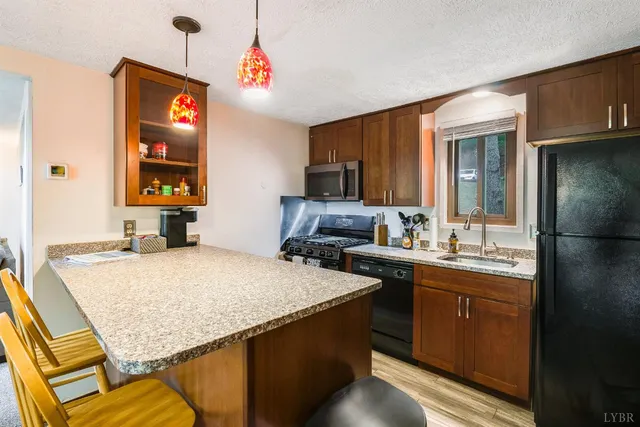 a table and chair in a room