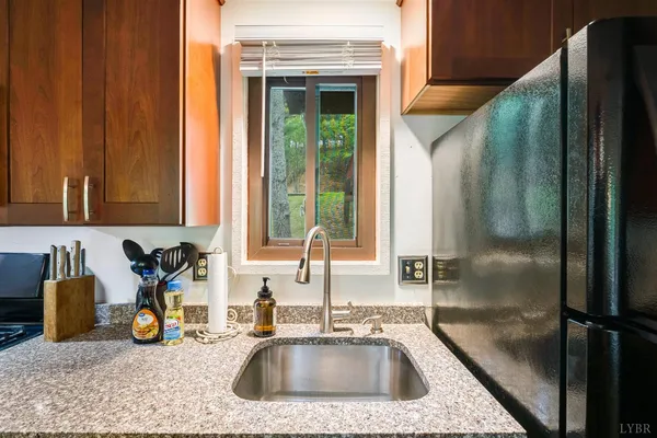 $339,000 | 3076 Kidd Court, Unit 14, McGaheysville, VA 22840