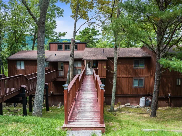 $339,000 | 3076 Kidd Court, Unit 14, McGaheysville, VA 22840