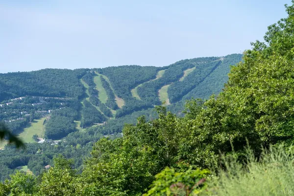 $339,000 | 3076 Kidd Court, Unit 14, McGaheysville, VA 22840