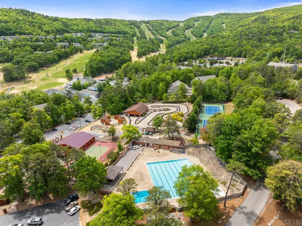 $339,000 | 3076 Kidd Court, Unit 14, McGaheysville, VA 22840