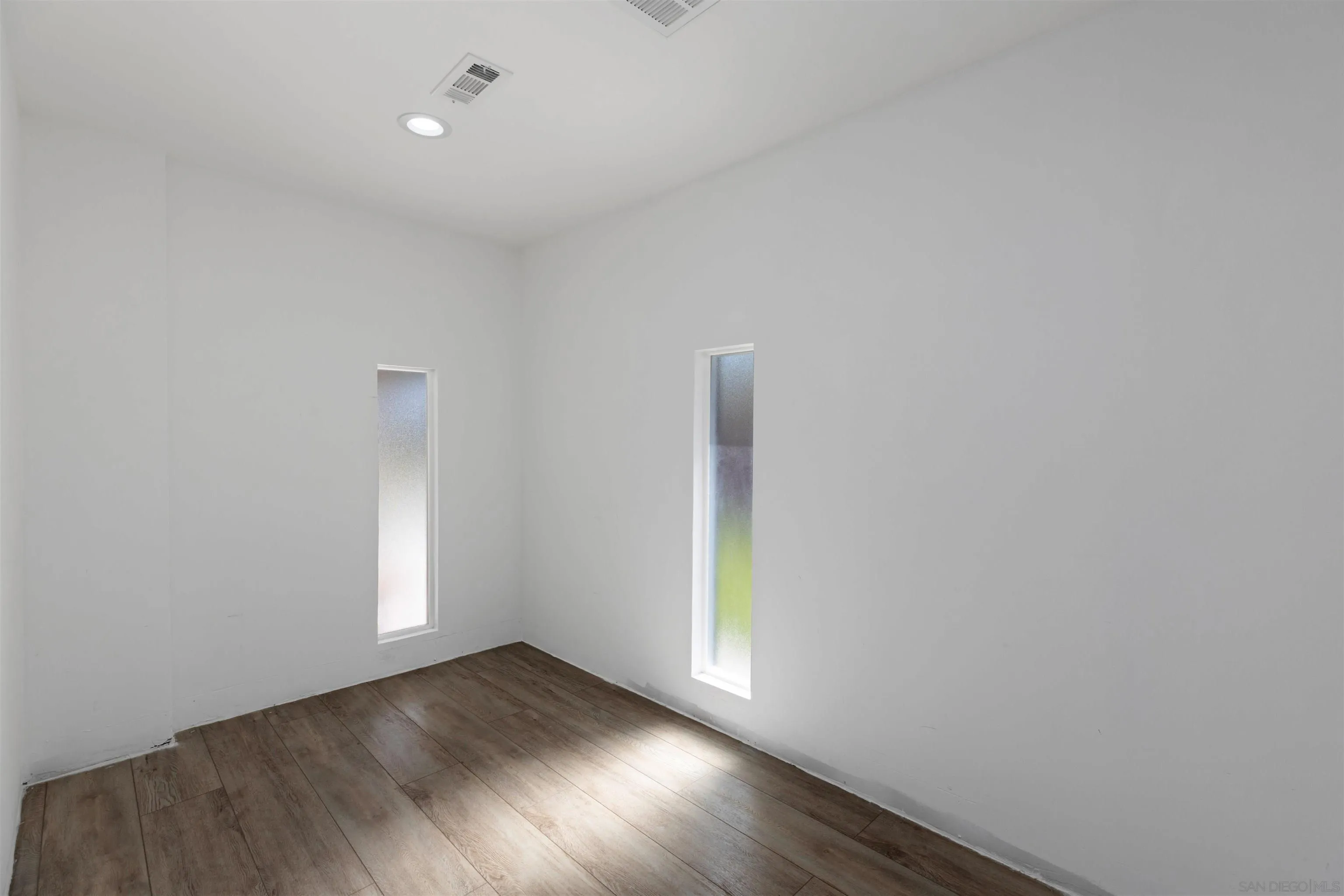 521 Rancho Camino Fallbrook, CA 92028 - Photo 32 of 72 a view of an empty room and window