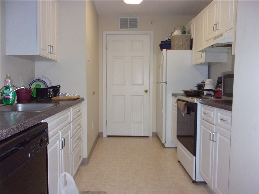 78 Mill Street, Unit 301 Woonsocket, RI 02895 - Photo 6 of 17