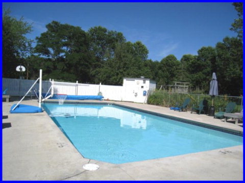 12 Shore Cliff Road Sturgeon Bay, WI 54235 - Photo 3 of 6