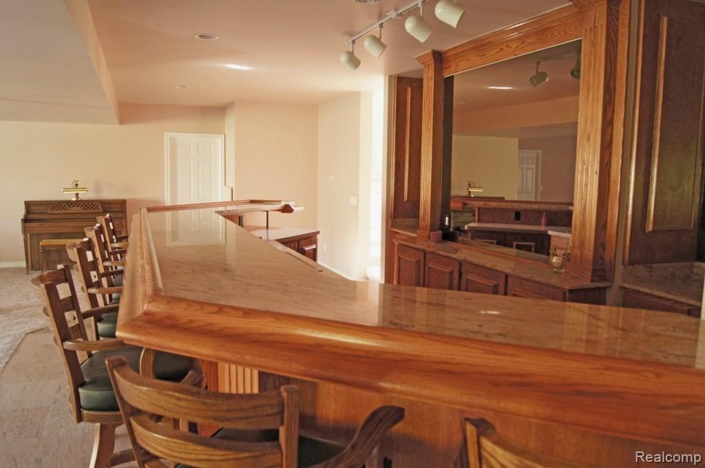 1812 Fox Run Rochester Hills, MI 48306 - Photo 44 of 48
