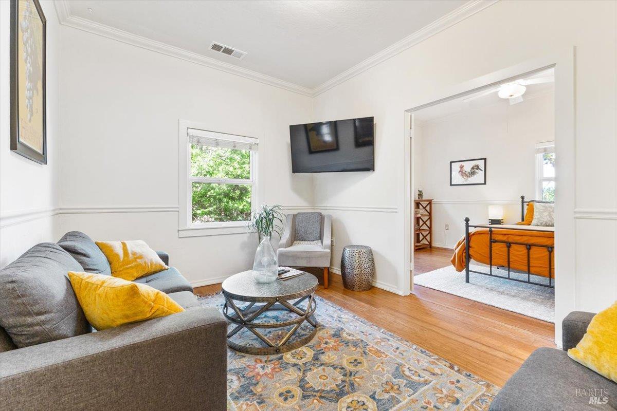 320 Center Street Healdsburg, CA 95448 - Photo 31 of 56 a living room with furniture and a rug