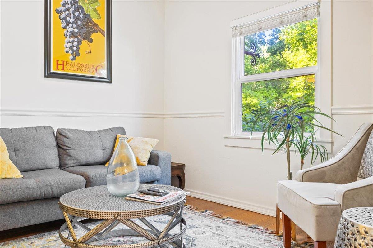 320 Center Street Healdsburg, CA 95448 - Photo 32 of 56 a living room with furniture and a window