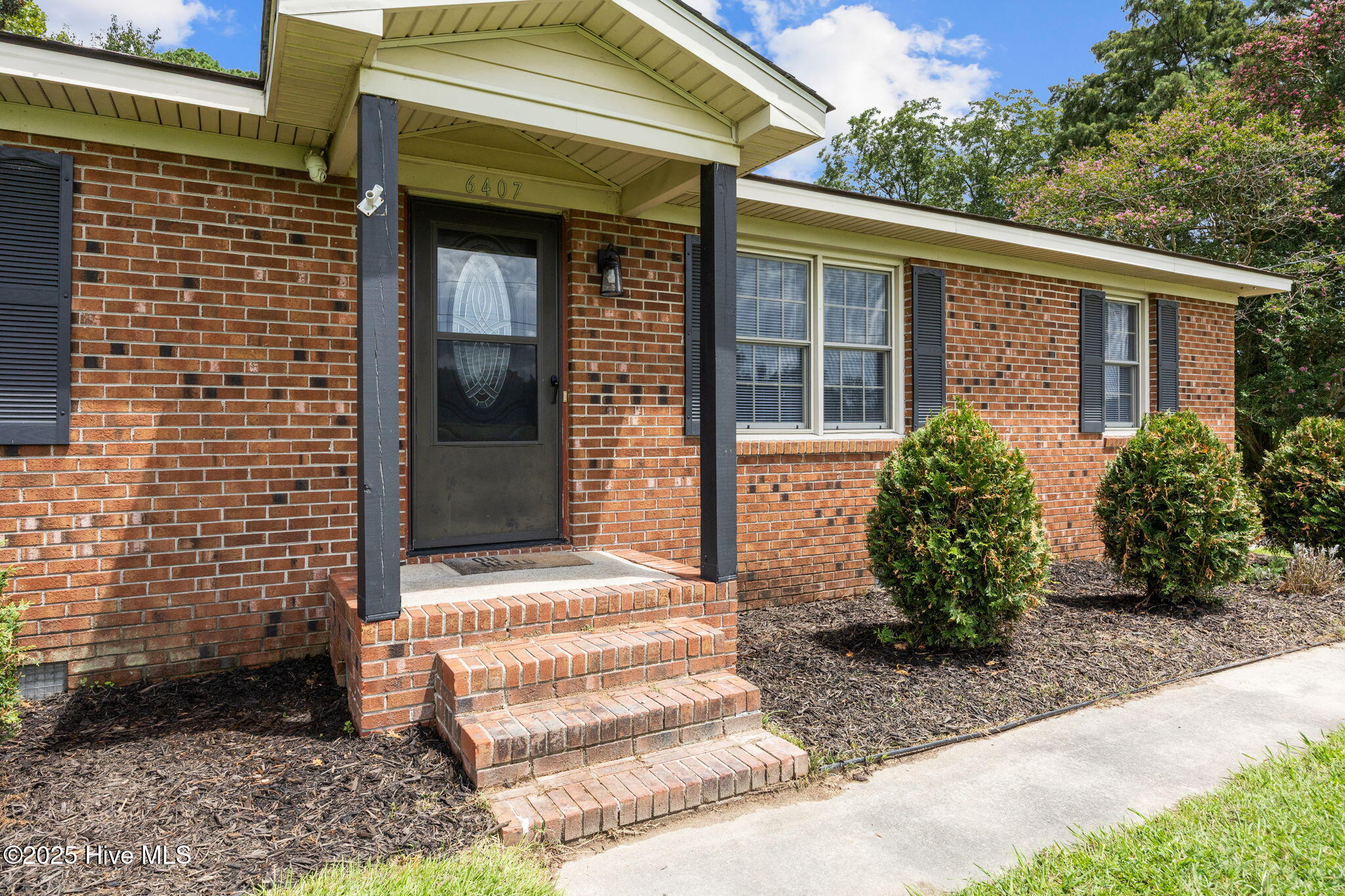 6407 Clarks Neck Road Washington, NC 27889 - Photo 46 of 53 FRT PORCH COVERED
