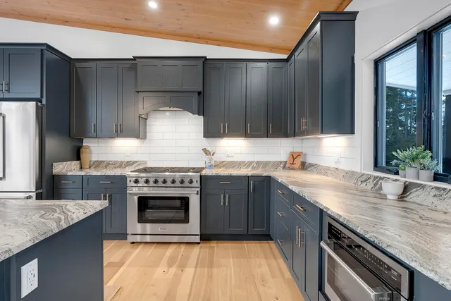 $1,395,000 | 97 Morganite Way, Newry, ME 04261