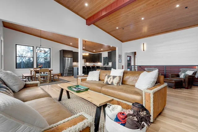 $1,395,000 | 97 Morganite Way, Newry, ME 04261