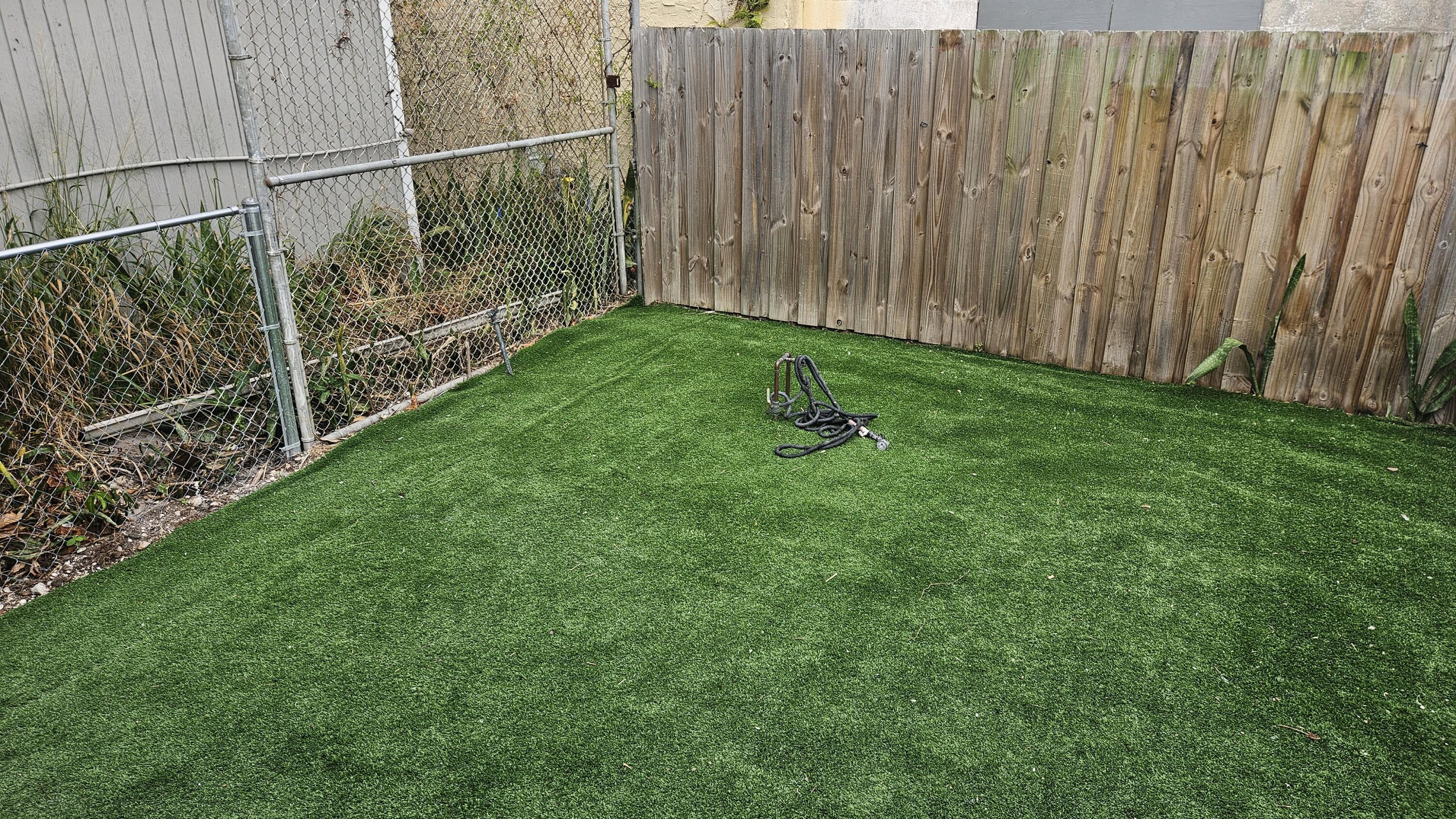 425 Ardmore Road, Unit 3 West Palm Beach, FL 33401 - Photo 17 of 18 private yard space