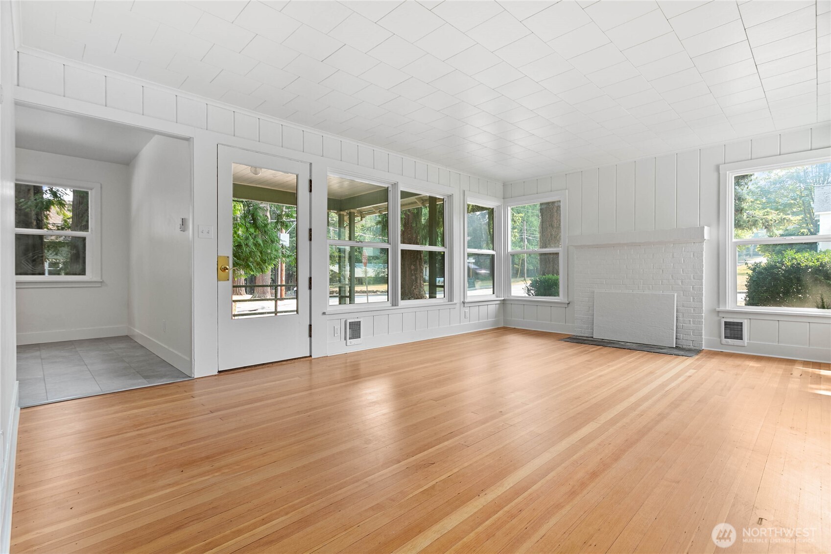 4541 Cable Street Bellingham, WA 98229 - Photo 4 of 26 Gallery Image 4