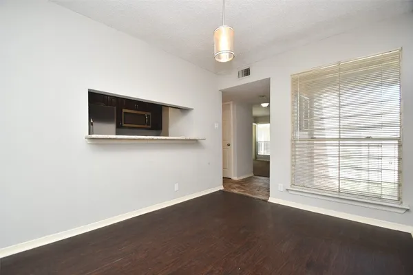 $1,150 | 700 Thicket Lane, Unit 704, Houston, TX 77079