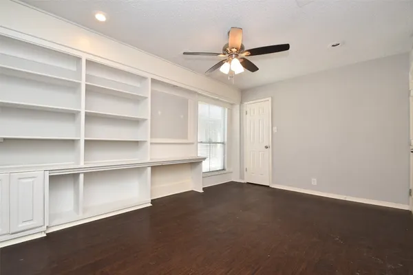 $1,150 | 700 Thicket Lane, Unit 704, Houston, TX 77079