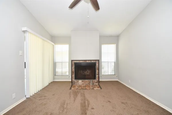 $1,150 | 700 Thicket Lane, Unit 704, Houston, TX 77079