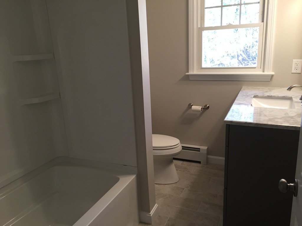 38 West Dudley Road Dudley, MA 01571 - Photo 5 of 13 Gallery Image 5