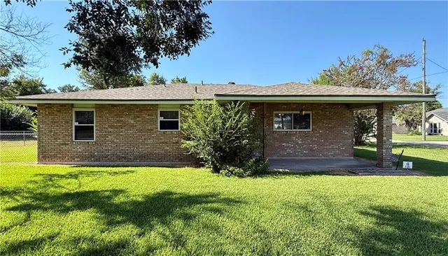 $1,750 | 1606 Main Street, Laplace, LA 70068