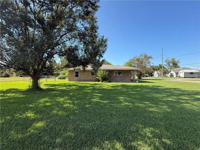 $2,000 | 1606 Main Street, Laplace, LA 70068