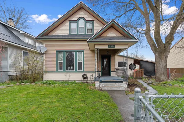 $289,000 | 2316 West Sinto Avenue, Spokane, WA 99201