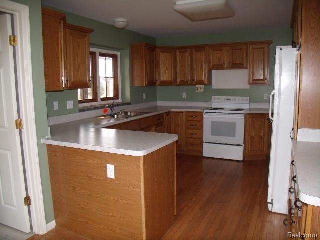 1969 Layton Road Fowlerville, MI 48836 - Photo 9 of 27 2014 252.jpg