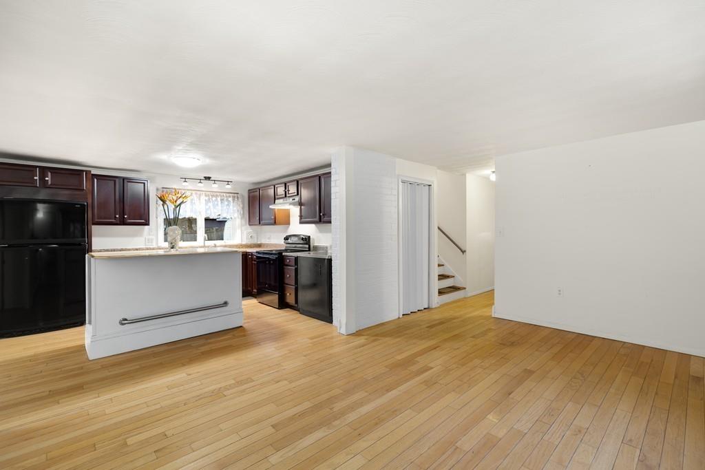 30 Brownlea Road Framingham, MA 01701 - Photo 7 of 40 Gallery Image 7