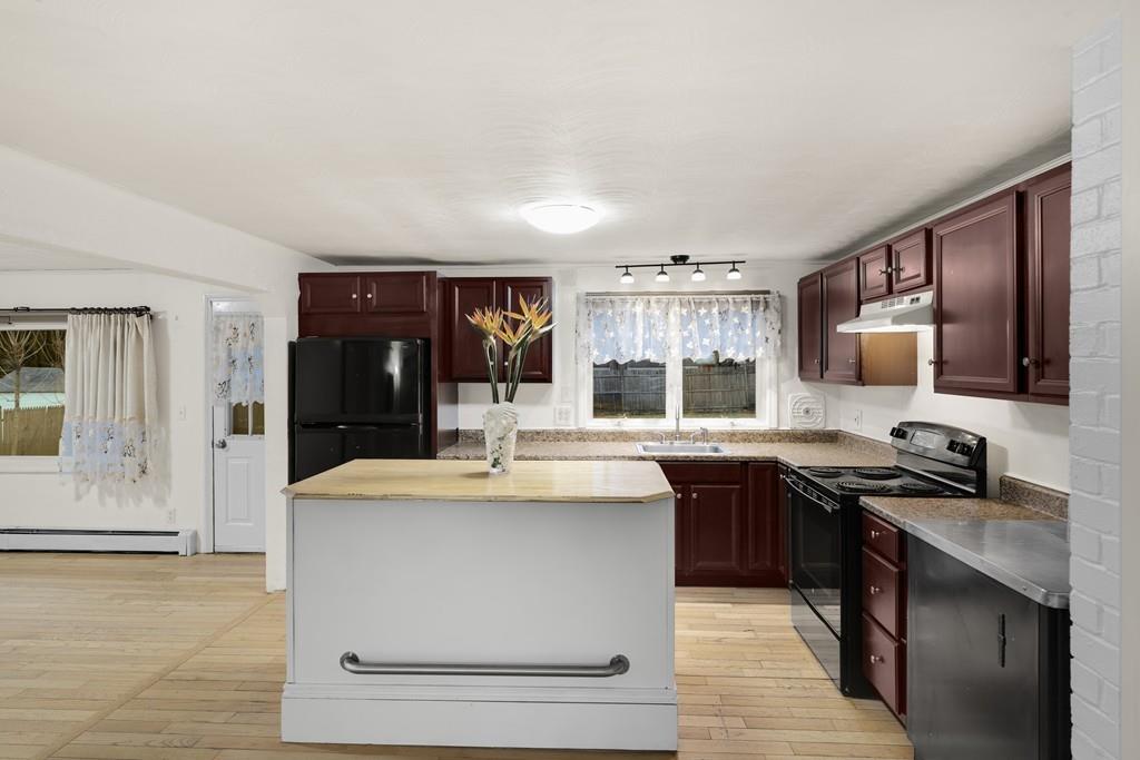 30 Brownlea Road Framingham, MA 01701 - Photo 8 of 40 Gallery Image 8