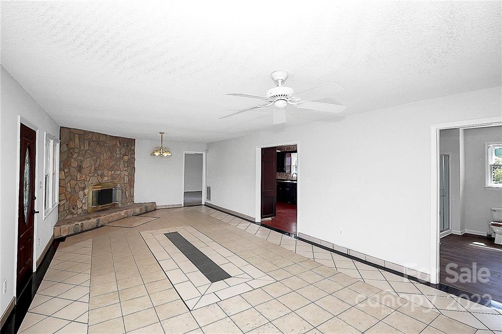 3014 Morgan Mill Road Monroe, NC 28110 - Photo 9 of 33 Gallery Image 9