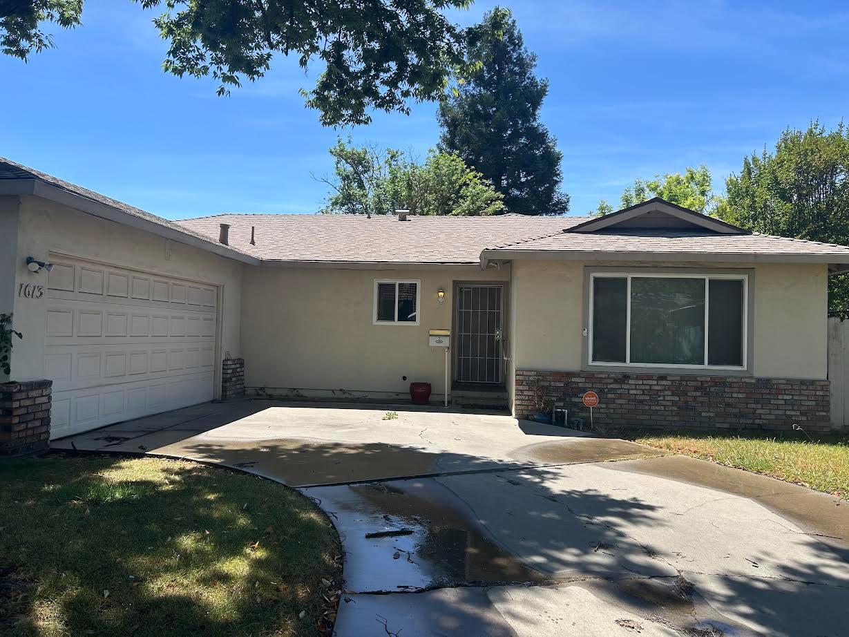 1613 Call Way Modesto, CA 95355 - Photo 2 of 2