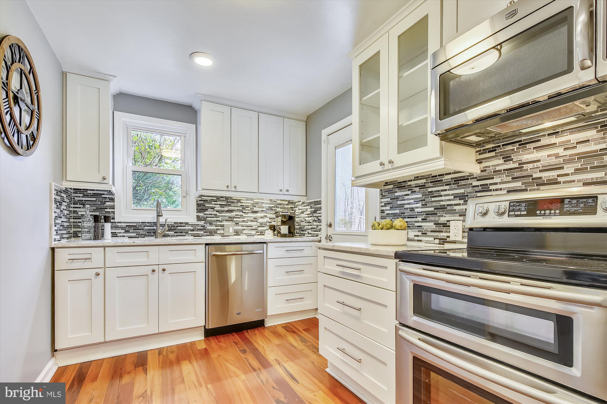 11520 Popes Head Road Fairfax, VA 22030 - Photo 9 of 20