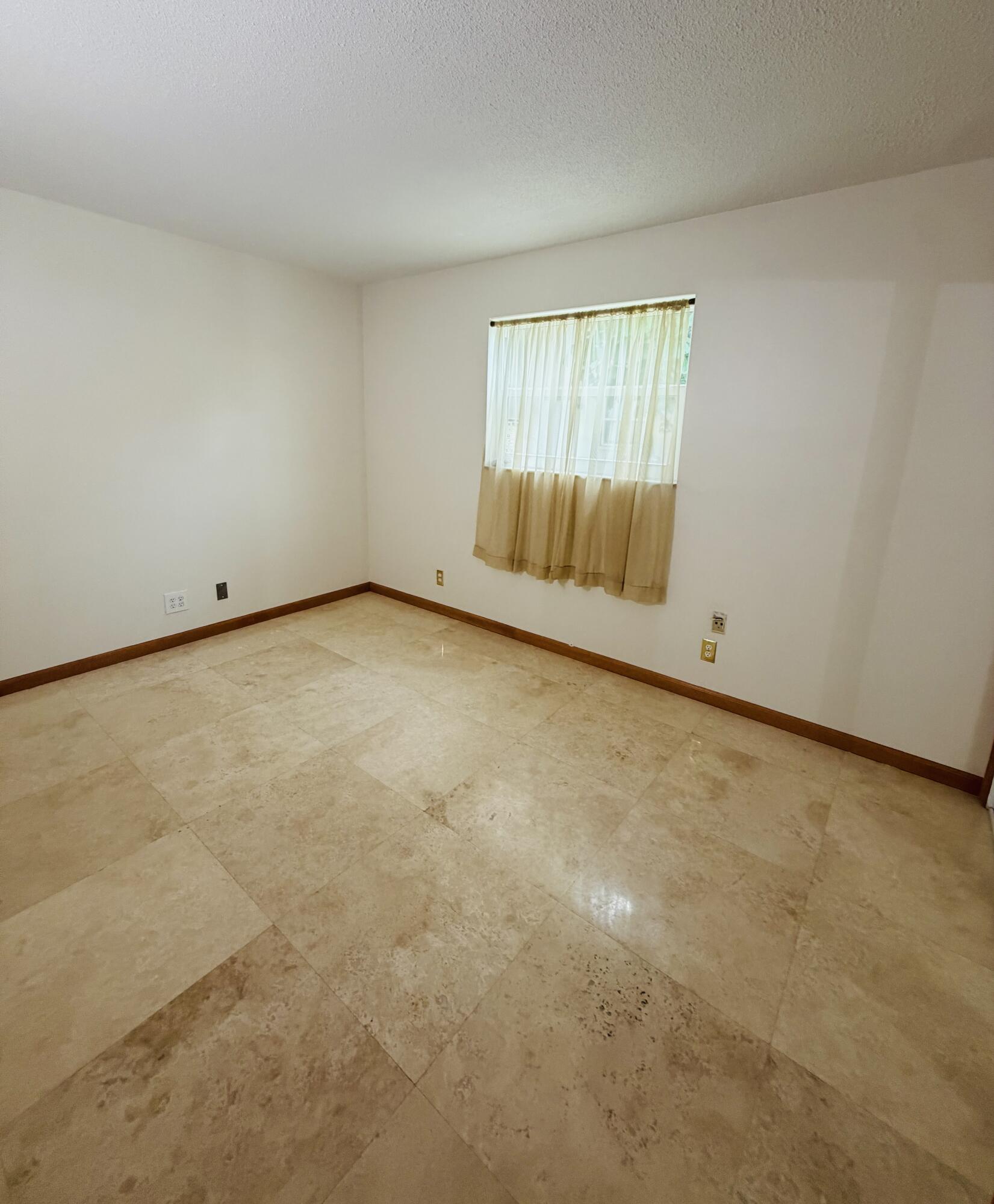 3916 Adams Street Hollywood, FL 33021 - Photo 25 of 38 IMG_9267