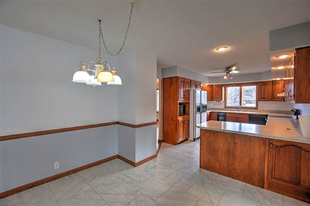 1211 West Scotch Pine Court Decatur, IL 62526 - Photo 18 of 39