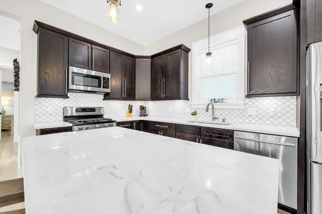 $1,599,000 | 13 Eastern Lake Court, Santa Rosa Beach, FL 32459