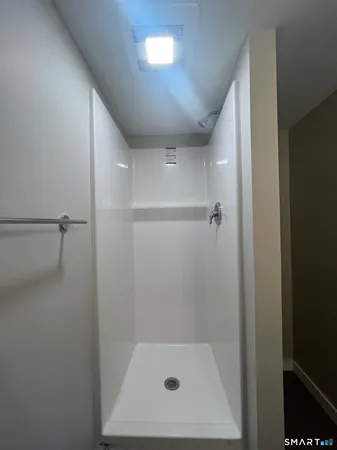 $2,950 | Undisclosed Address, Berlin, CT 06037