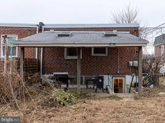 $385,000 | 7039 Crease Lane, Philadelphia, PA 19128