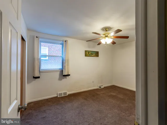 $385,000 | 7039 Crease Lane, Philadelphia, PA 19128