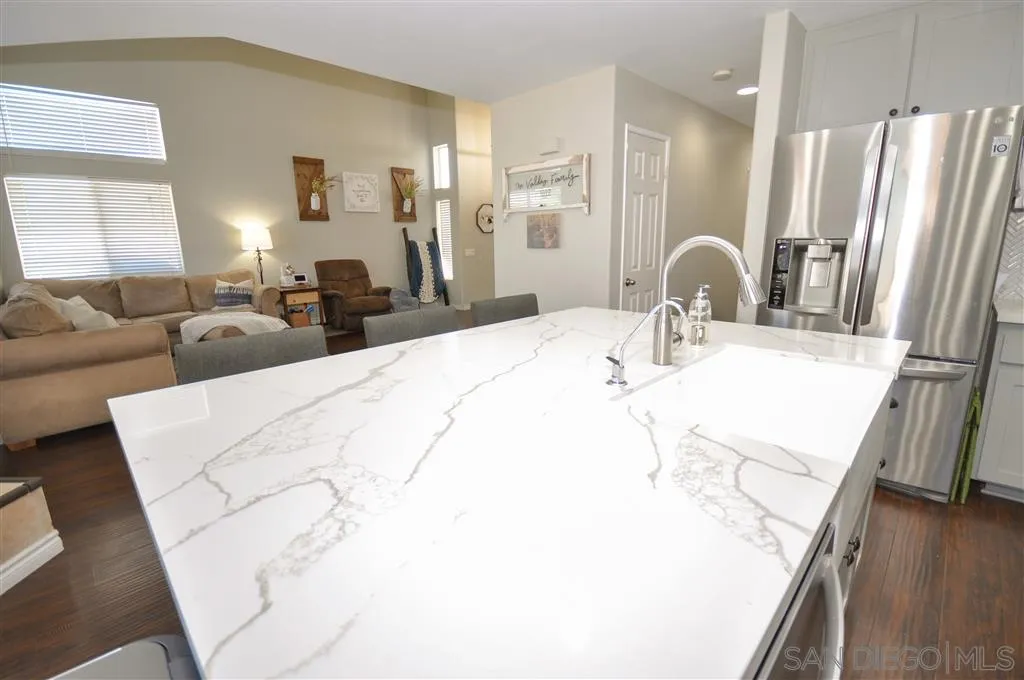 29707 Circle R Court Escondido, CA 92026 - Photo 11 of 25 Gallery Image 11