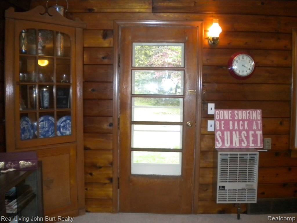901 South Coats Road Oxford, MI 48371 - Photo 9 of 20 2015-05-12 16.26