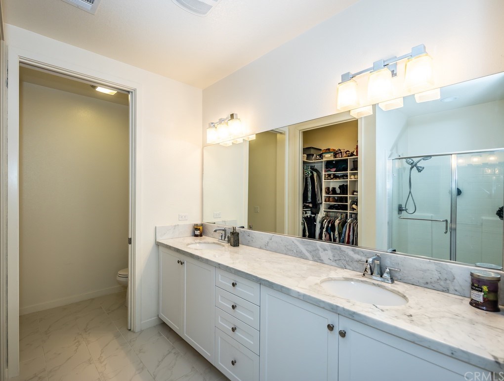 314 Trailblaze Irvine, CA 92618 - Photo 11 of 25 Upgraded Main Bath