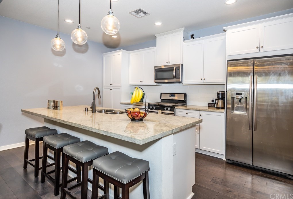 314 Trailblaze Irvine, CA 92618 - Photo 6 of 25