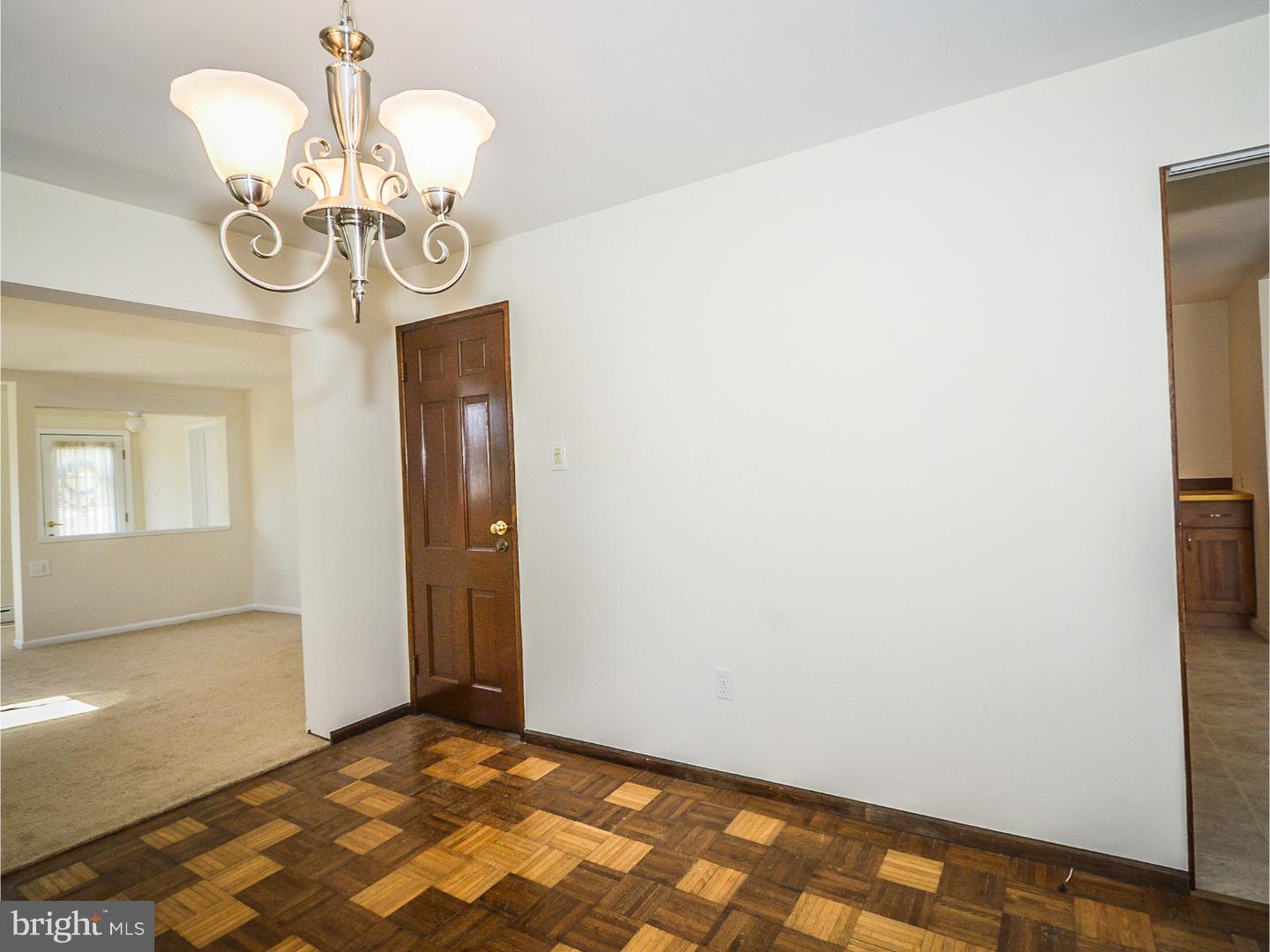 35 Wilkshire Road Doylestown, PA 18901 - Photo 9 of 24 Dining Room