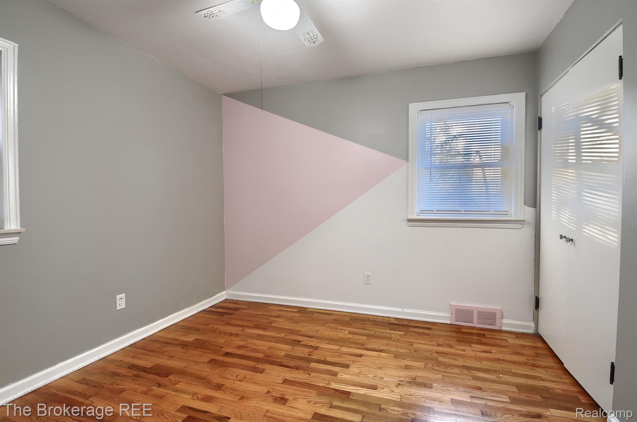2051 Covert Road Burton, MI 48509 - Photo 30 of 35 Gallery Image 30